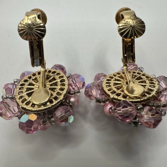 VTG Vendome Pink Beaded Cluster Clip Earrings Pat 280950 AB  Gold Tone 1950s - Picture 11 of 15